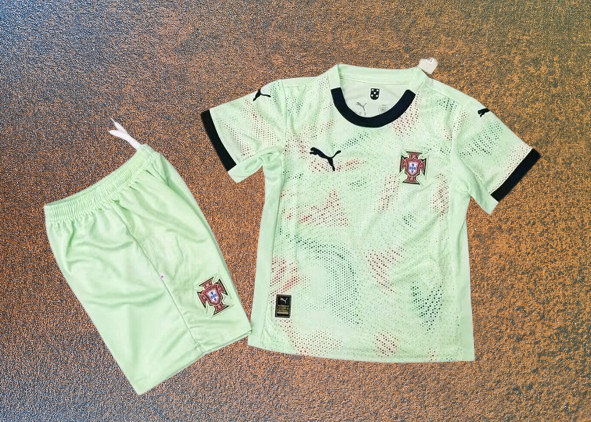 Kit Alternativo Portugal 2025/26