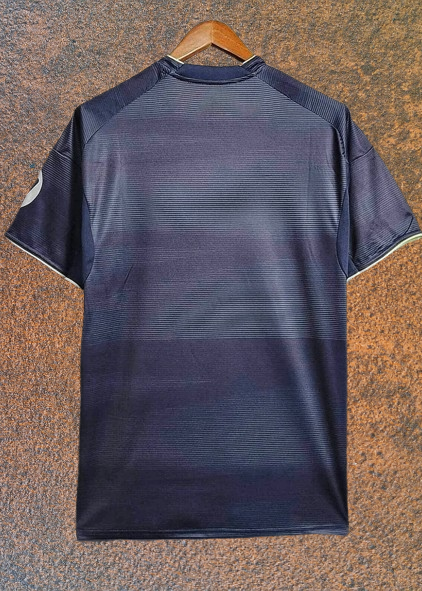 Equipamento alternativo Real Madrid 2025/26