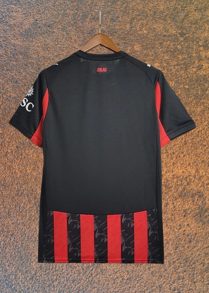 Equipamento oficial AC Milan 2025/26